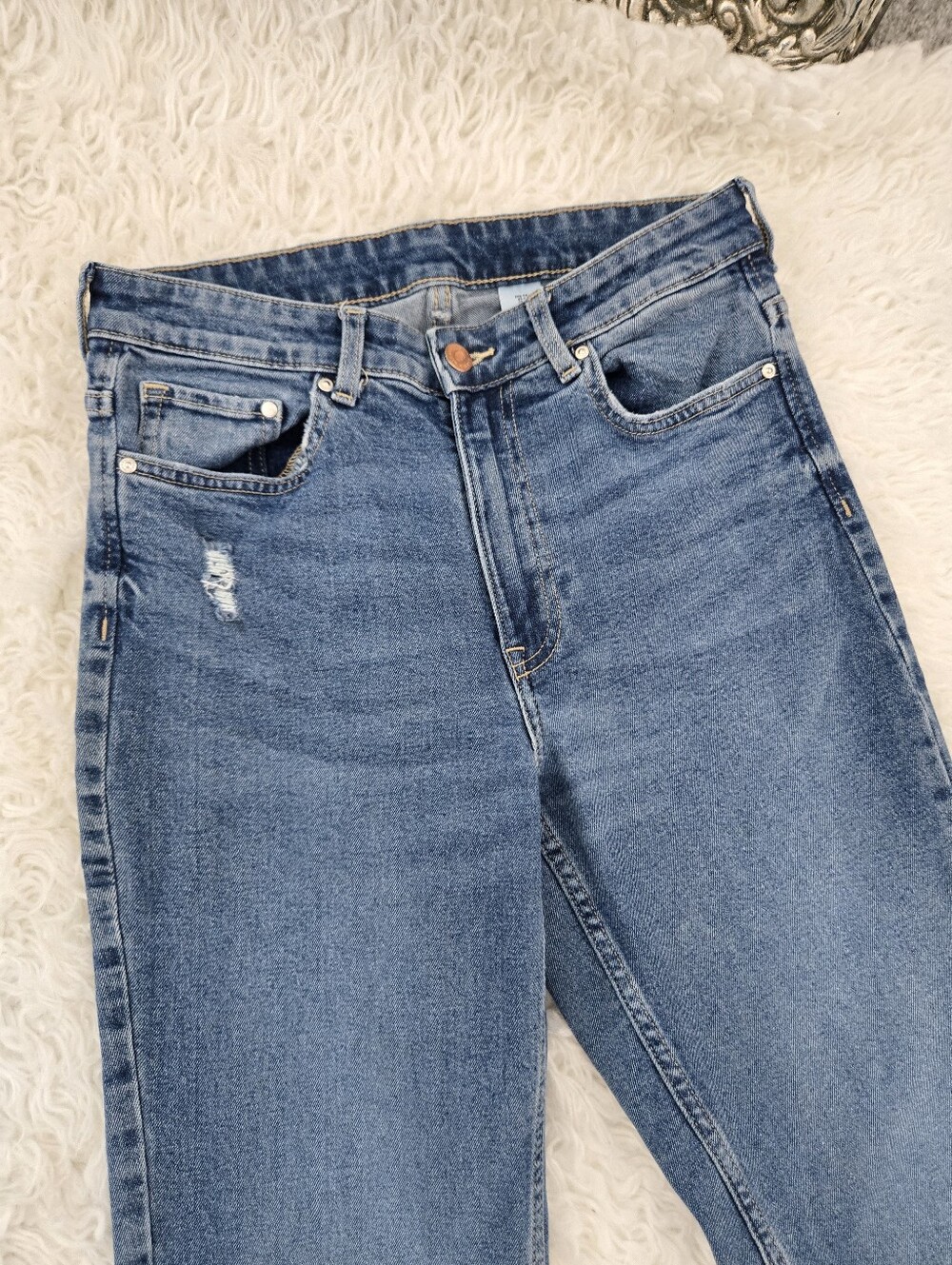 & Denim Bootcut Jeans. Size 6. - Picture 2 of 9